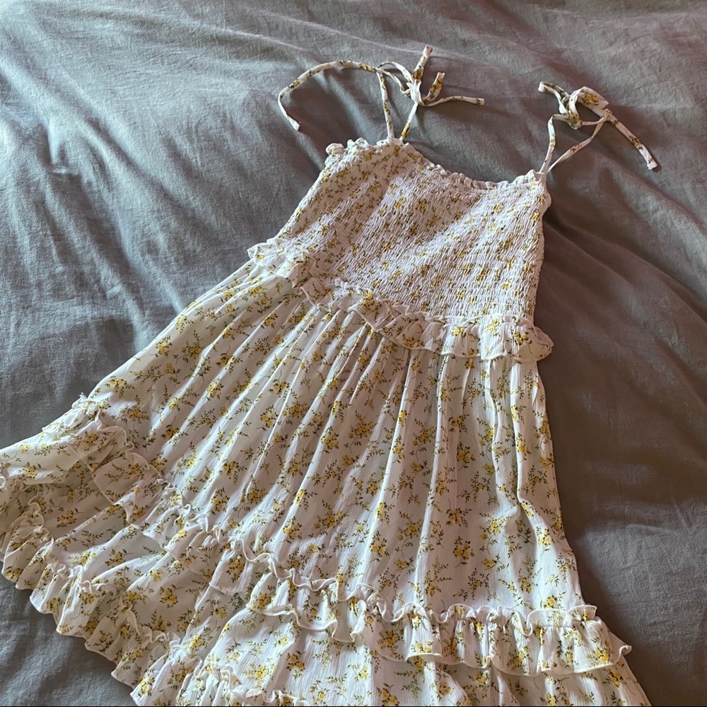 daisy dress
